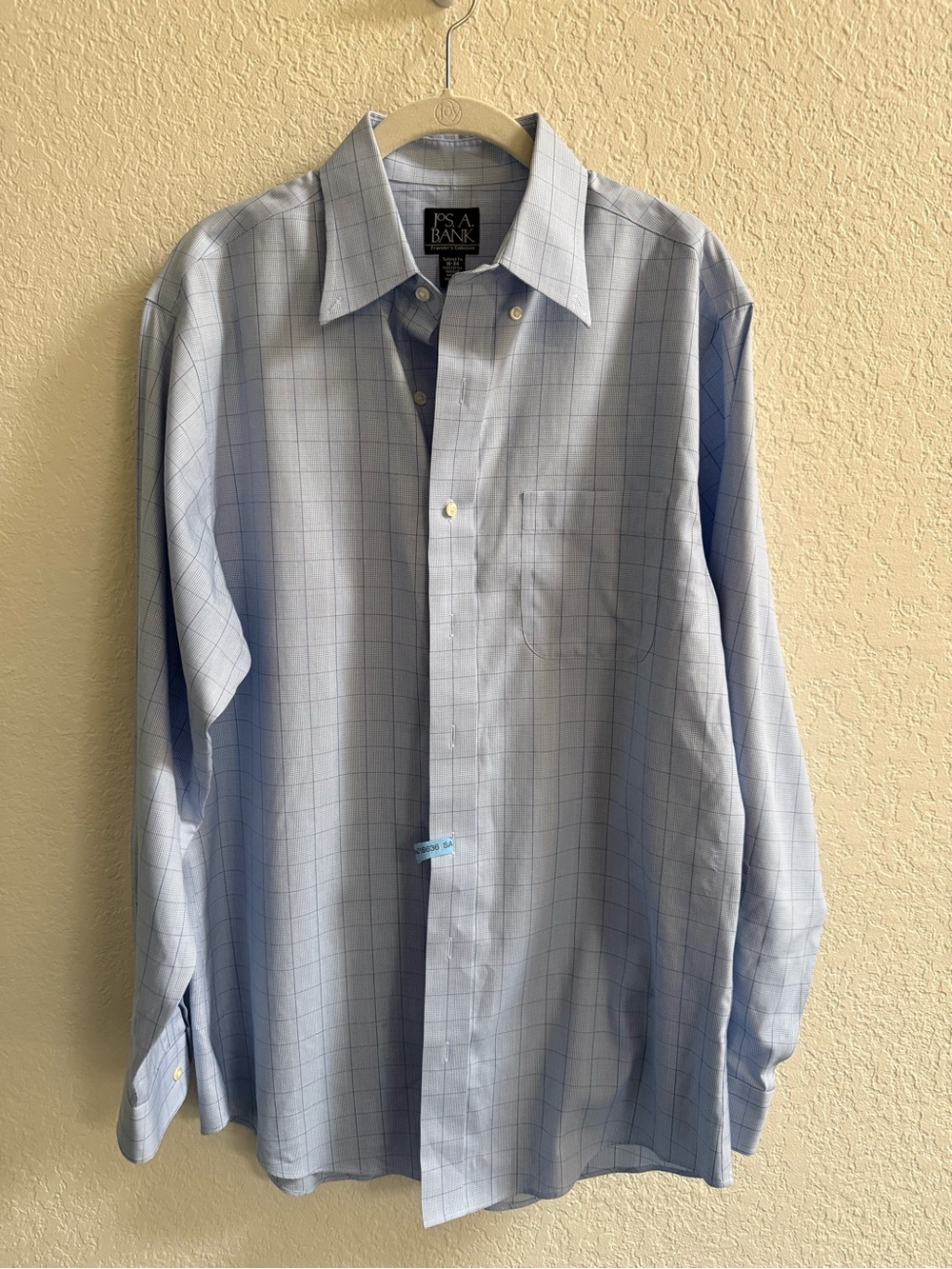 Jos. A. Bank Men's Light Blue Windowpane Dress Shirt